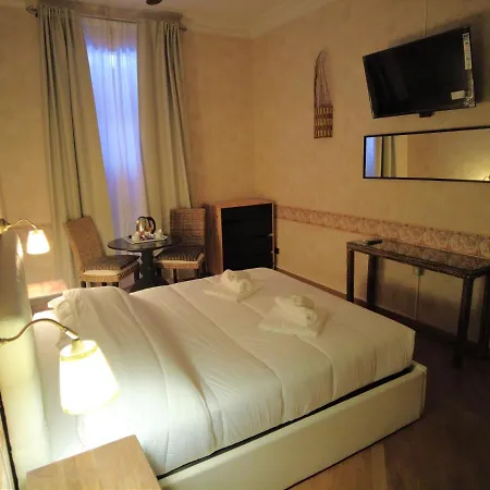 Gardoce's Bed & Breakfast 4*